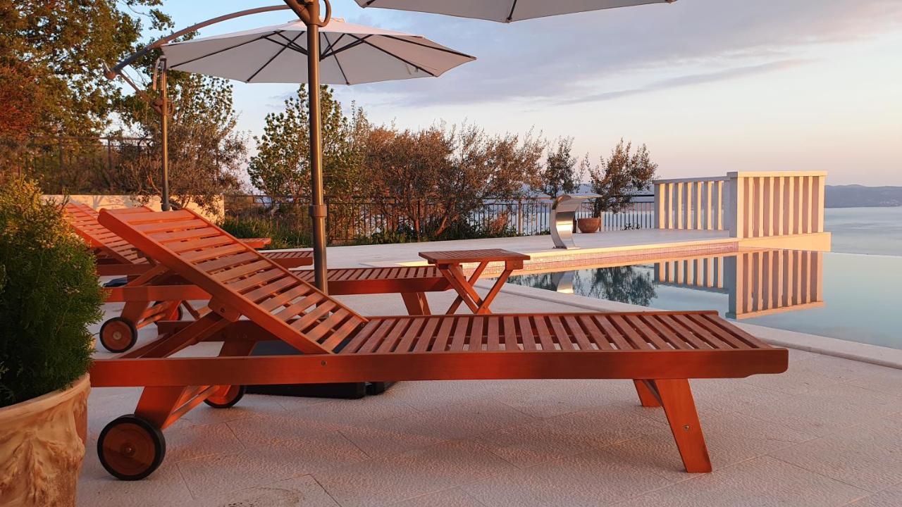 Sea View Luxury Apart Hotel Villa Conte With Swiming Pool And Romantic Spa Podstrana Eksteriør bilde