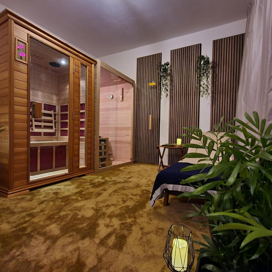 Sea View Luxury Apart Hotel Villa Conte With Swiming Pool And Romantic Spa Podstrana Eksteriør bilde