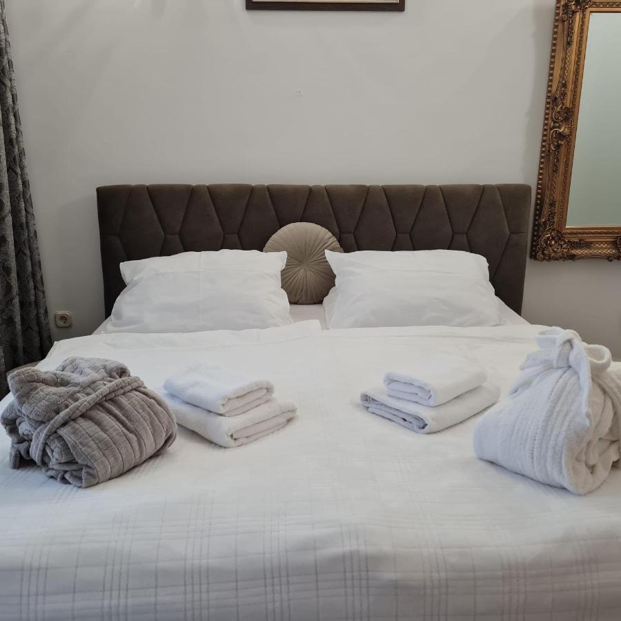 Sea View Luxury Apart Hotel Villa Conte With Swiming Pool And Romantic Spa Podstrana Eksteriør bilde