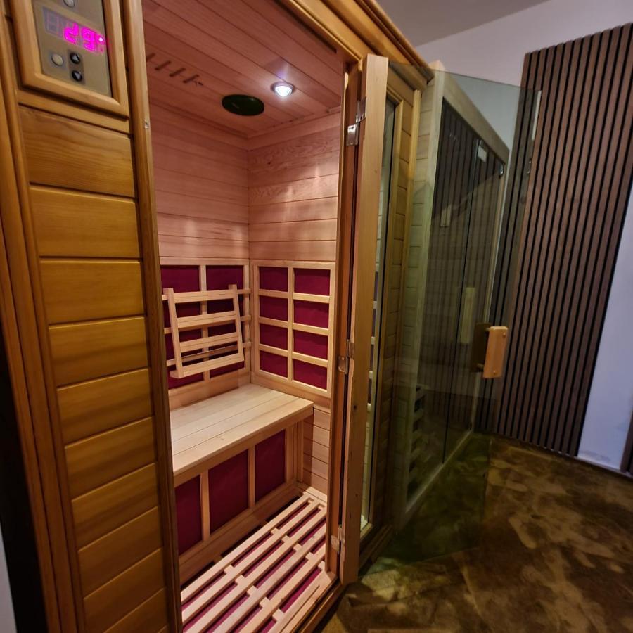 Sea View Luxury Apart Hotel Villa Conte With Swiming Pool And Romantic Spa Podstrana Eksteriør bilde
